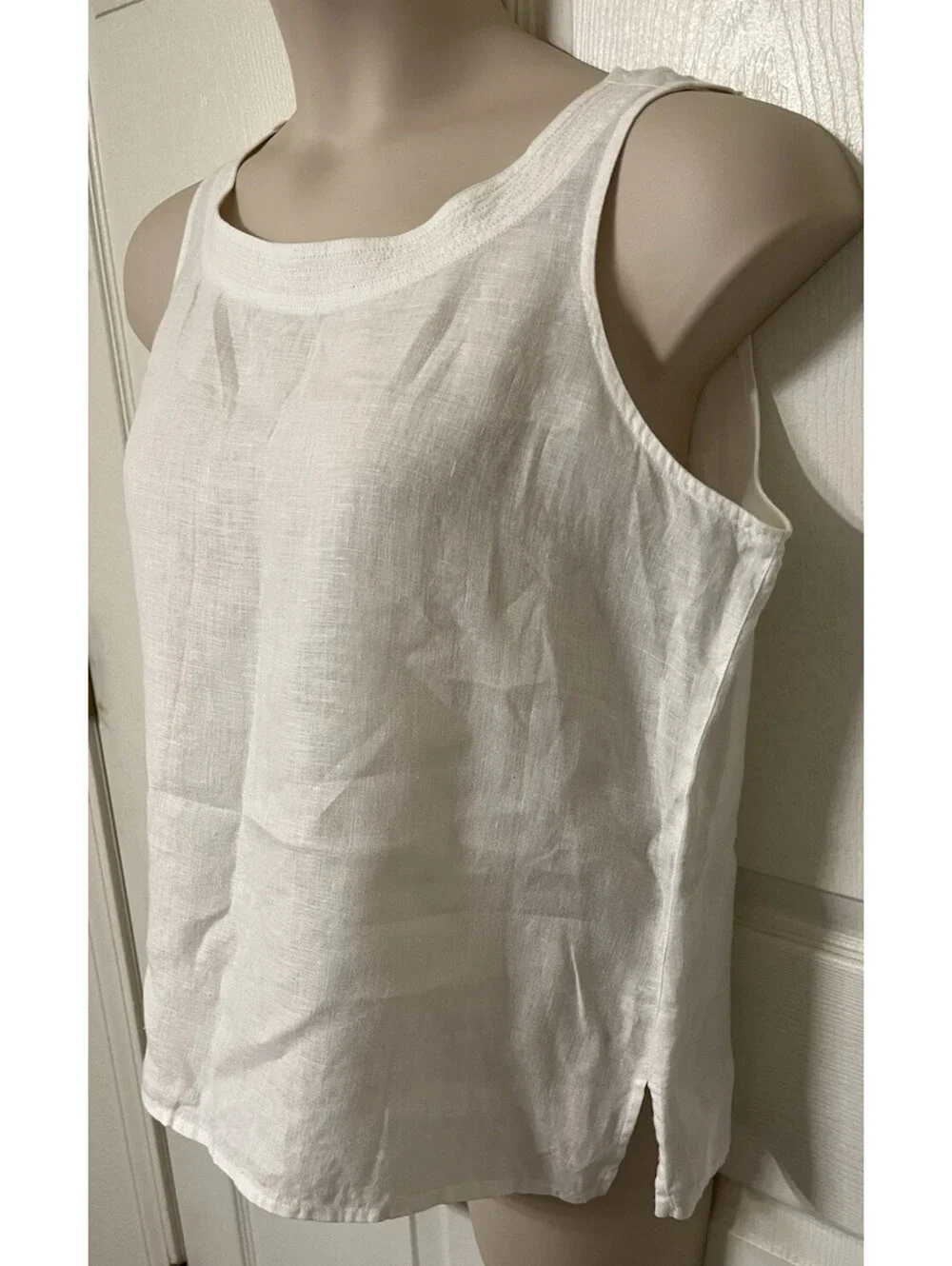 Liz Claiborne White Linen Women's Sleeveless Blouse Large Top
